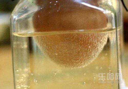 醋泡鸡蛋的其他作用