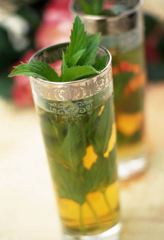 腹部减肥方法 坚持每天喝绿茶可瘦腹