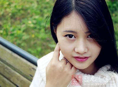 三种瘦脸偏方护肤技巧